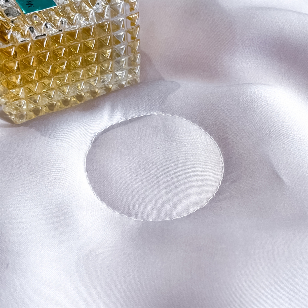 91家纺网 家纺一手货源 找家纺 笙意家纺 2026新款水洗冰丝数码宽边刺绣夏被夏凉被空调被-贝拉系列 贝拉-优雅紫+奶油粉