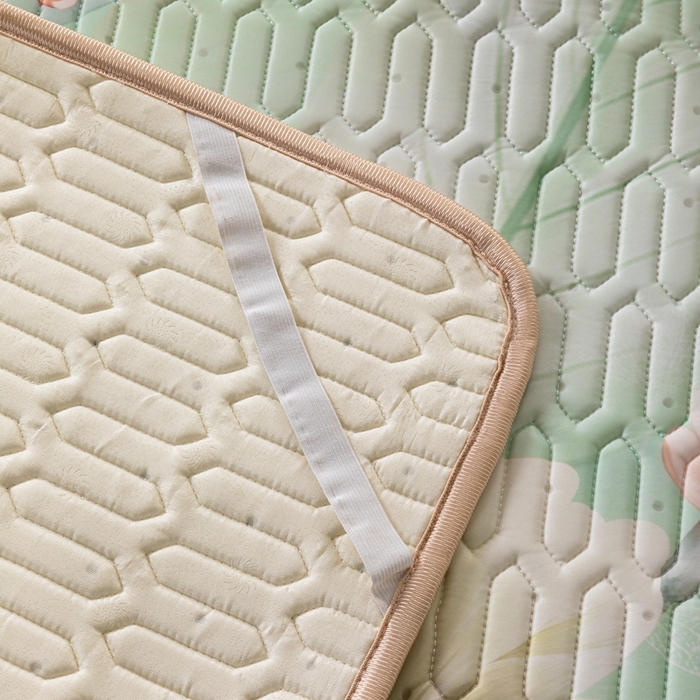 91家纺网 家纺一手货源 找家纺 美丽折家纺 2026新款0.6厚乳胶凉席印花系列 暗香