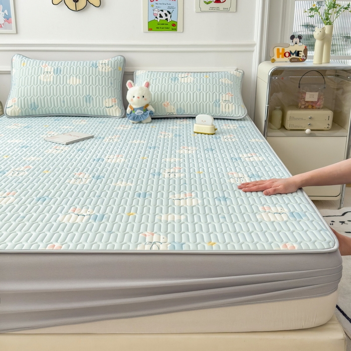 91家纺网 家纺一手货源 找家纺 丝羽坊 2026新款高密凉感丝印花乳胶凉席-床笠款 小白兔