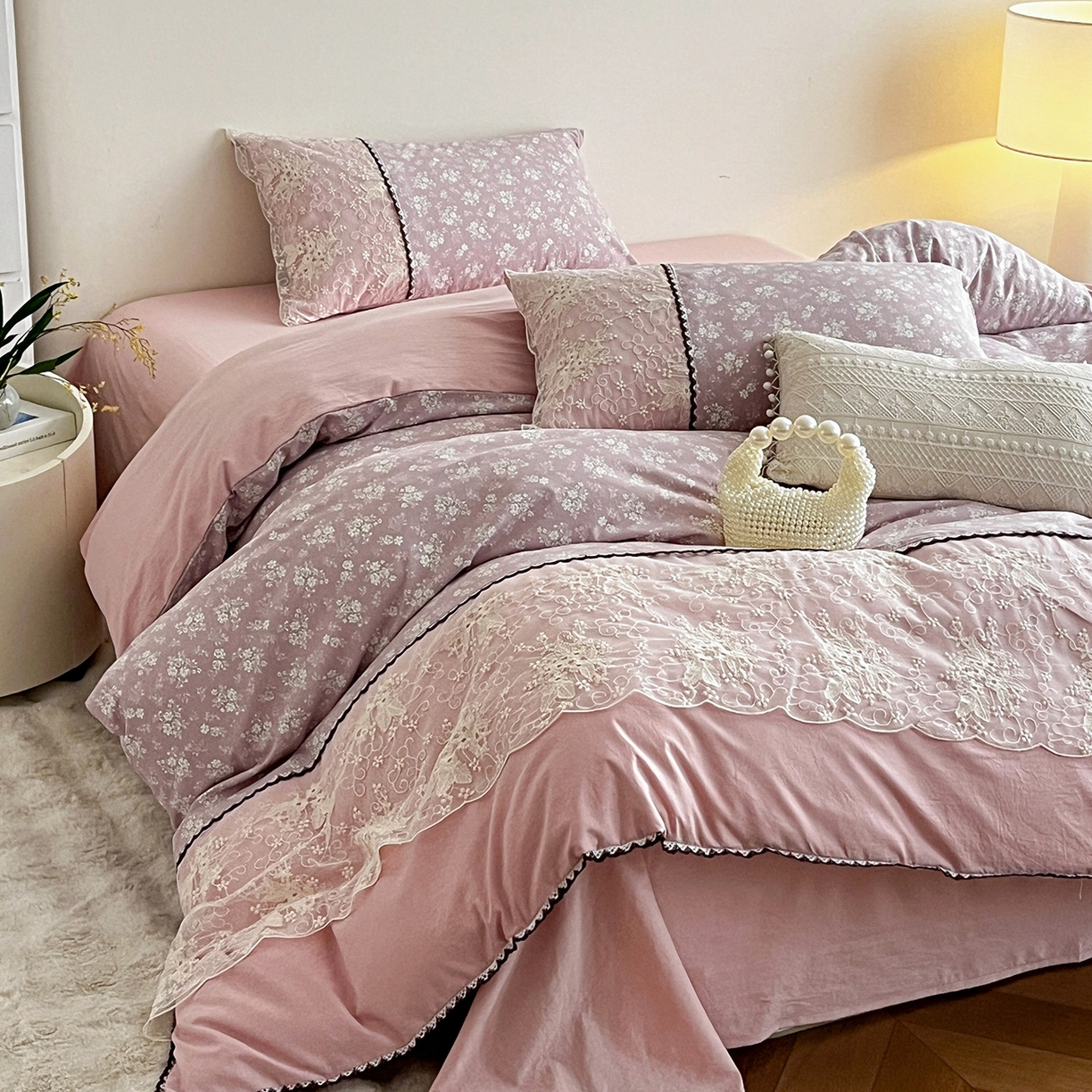 91家纺网 家纺一手货源 找家纺 纽缦家纺 2026新款A类105g仿棉四件套古法水洗棉套件-韩版系列 韩版-密爱豆沙