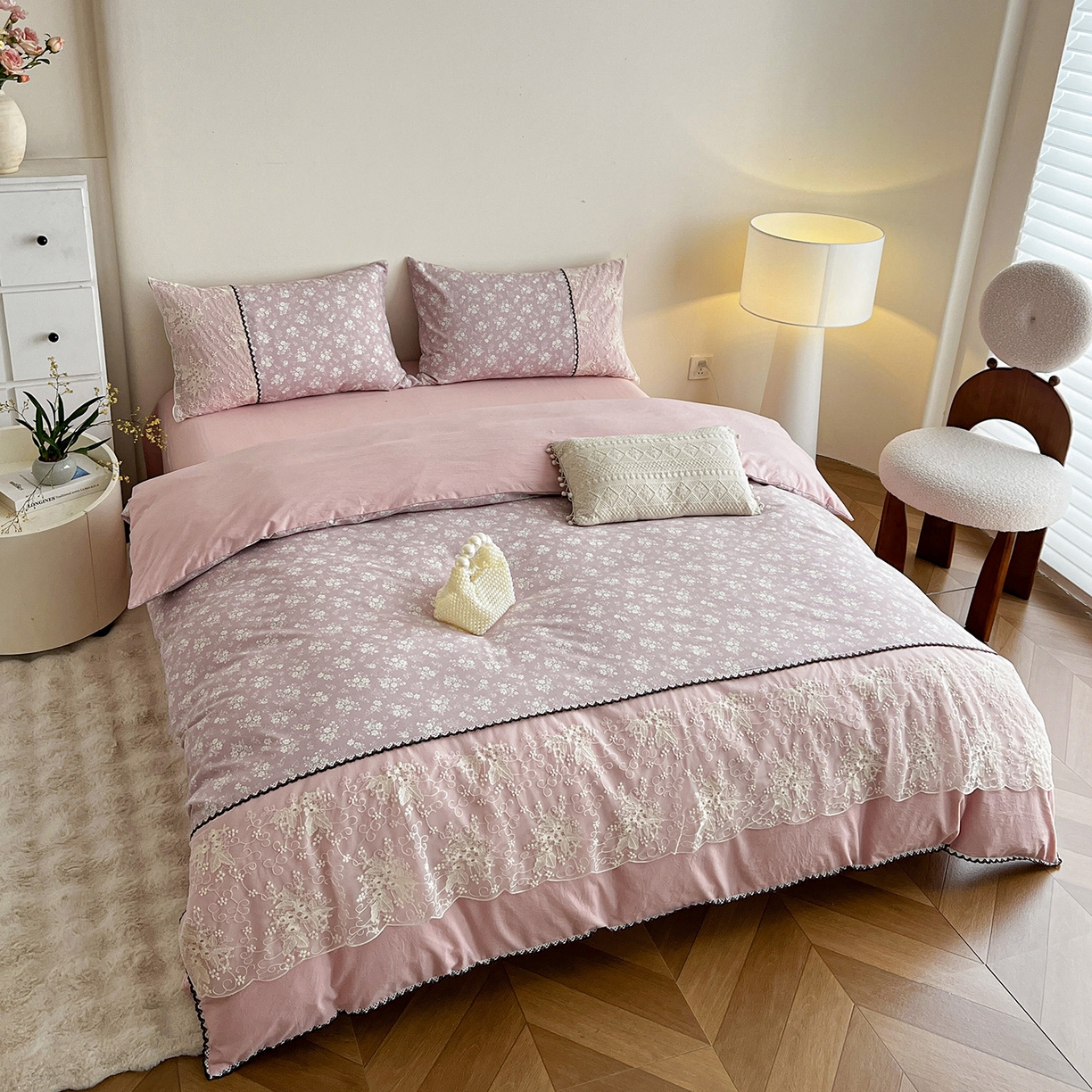 91家纺网 家纺一手货源 找家纺 纽缦家纺 2026新款A类105g仿棉四件套古法水洗棉套件-韩版系列 韩版-密爱豆沙