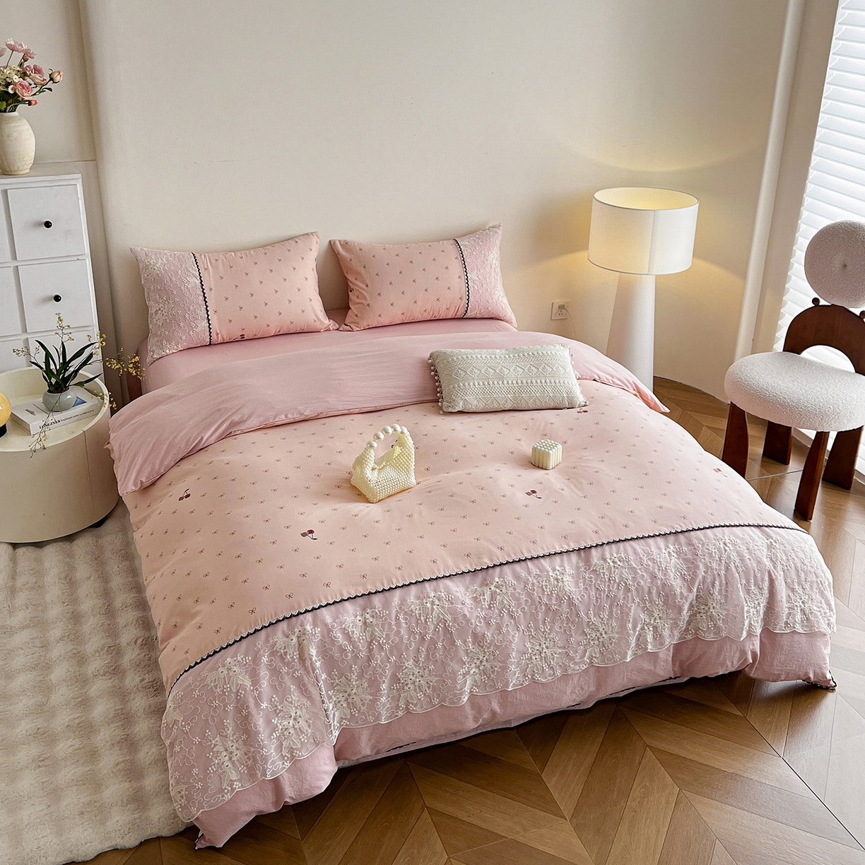 91家纺网 家纺一手货源 找家纺 纽缦家纺 2026新款A类105g仿棉四件套古法水洗棉套件-韩版系列 韩版-梦樱粉