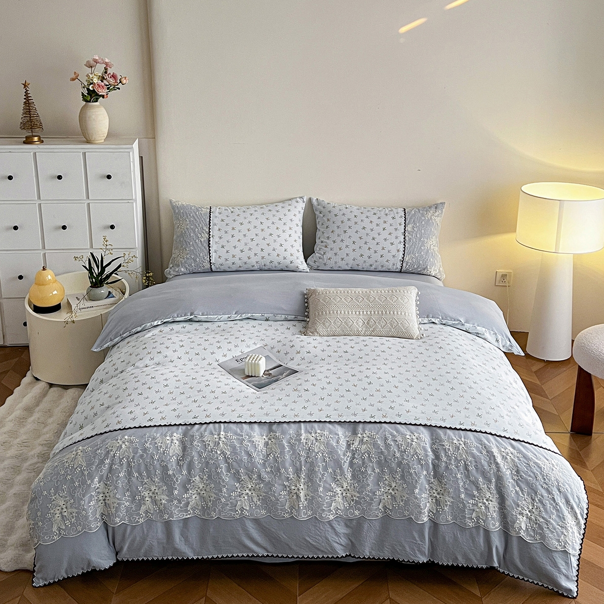 91家纺网 家纺一手货源 找家纺 纽缦家纺 2026新款A类105g仿棉四件套古法水洗棉套件-韩版系列 韩版-铃兰兰