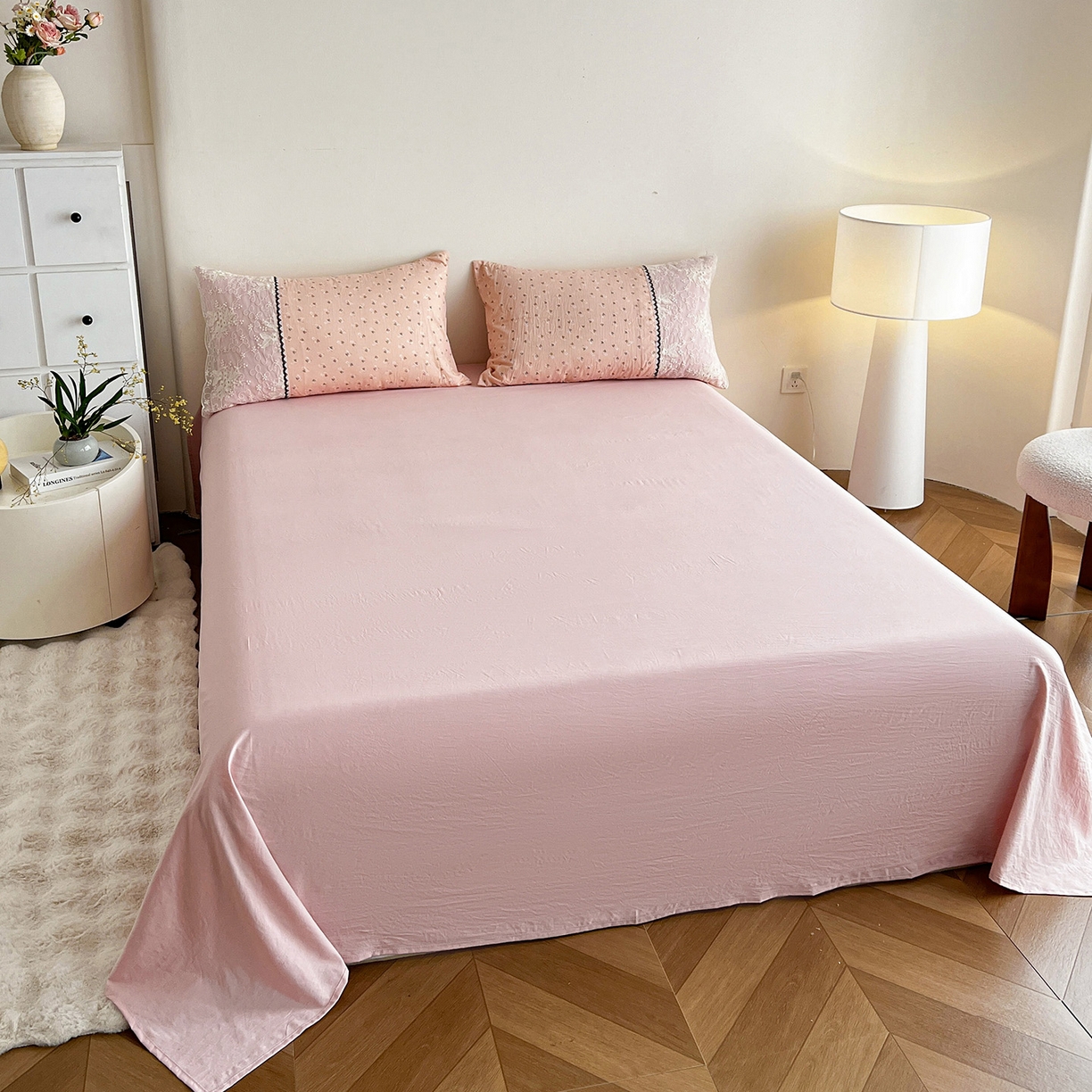 91家纺网 家纺一手货源 找家纺 纽缦家纺 2026新款A类105g仿棉四件套古法水洗棉套件-韩版系列 韩版-花菲花粉