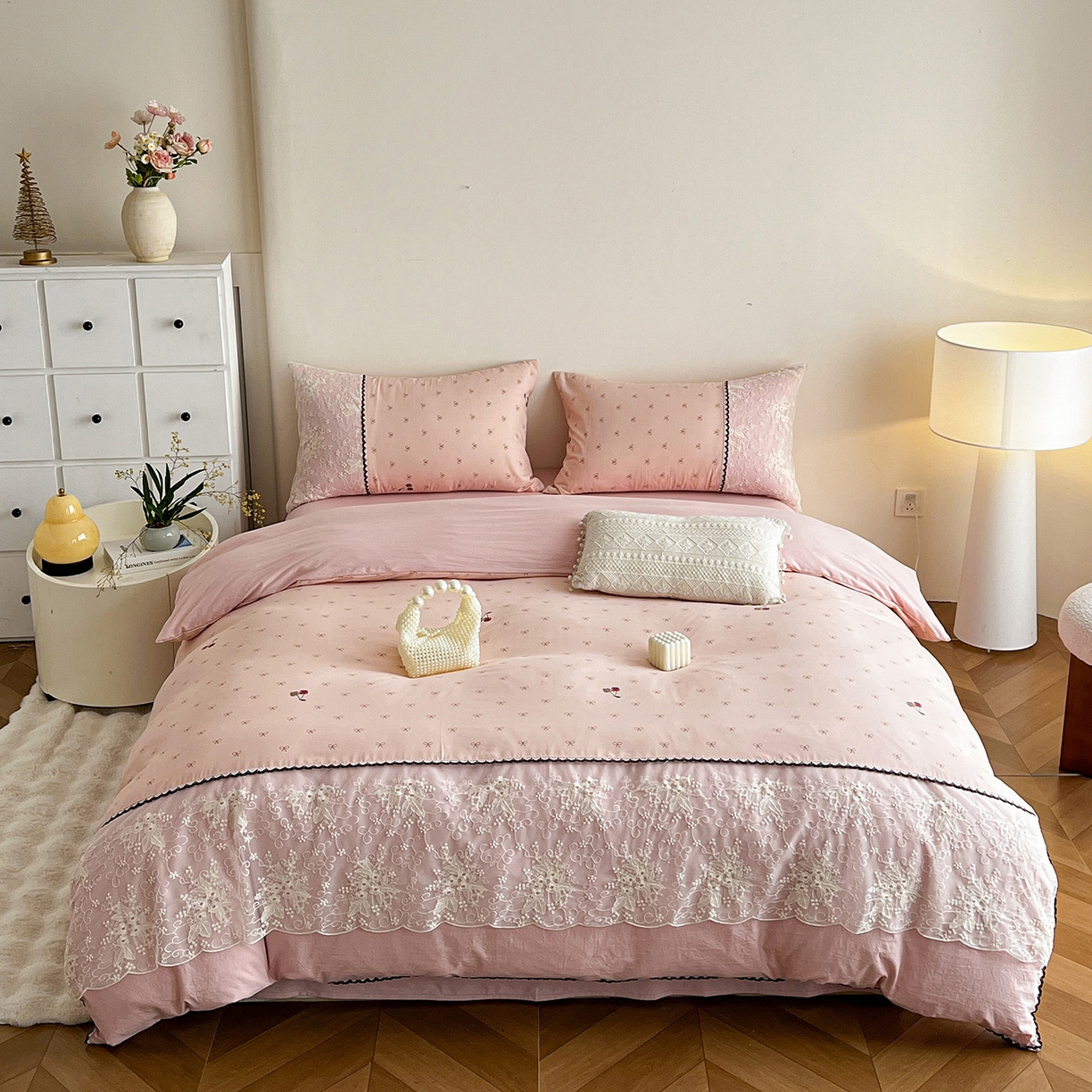 91家纺网 家纺一手货源 找家纺 纽缦家纺 2026新款A类105g仿棉四件套古法水洗棉套件-韩版系列 韩版-梦樱粉