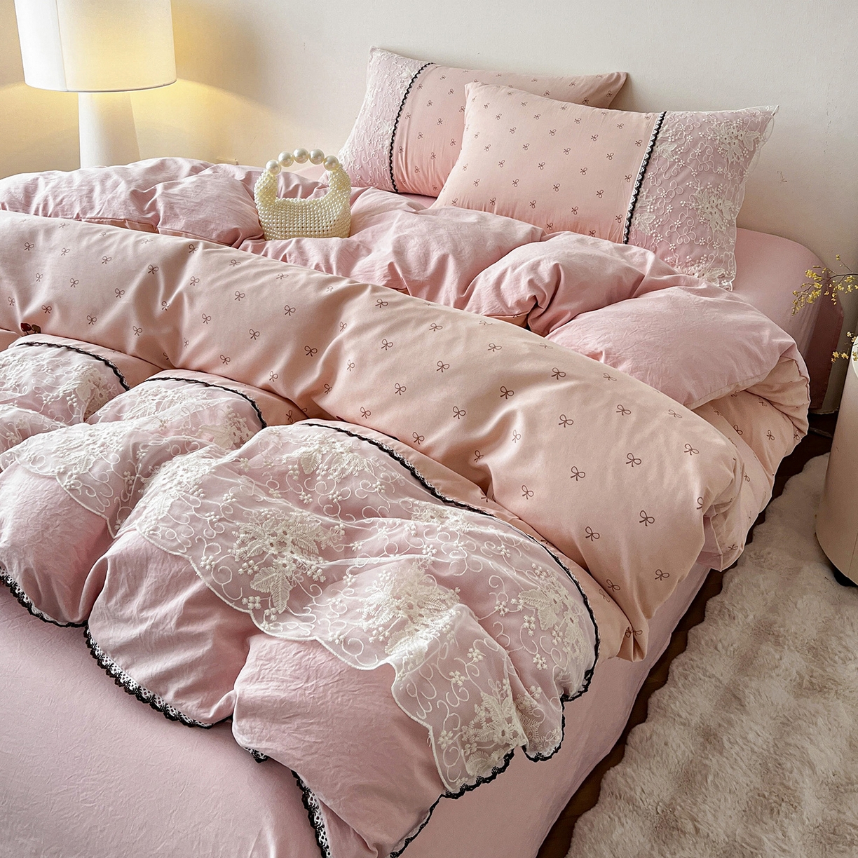 91家纺网 家纺一手货源 找家纺 纽缦家纺 2026新款A类105g仿棉四件套古法水洗棉套件-韩版系列 韩版-梦樱粉