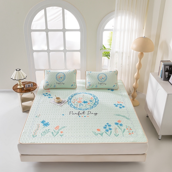 91家纺网 家纺一手货源 找家纺 美丽折家纺 2026新款凉感丝乳胶凉席款 乳胶凉席三件套 温婉花镜-绿