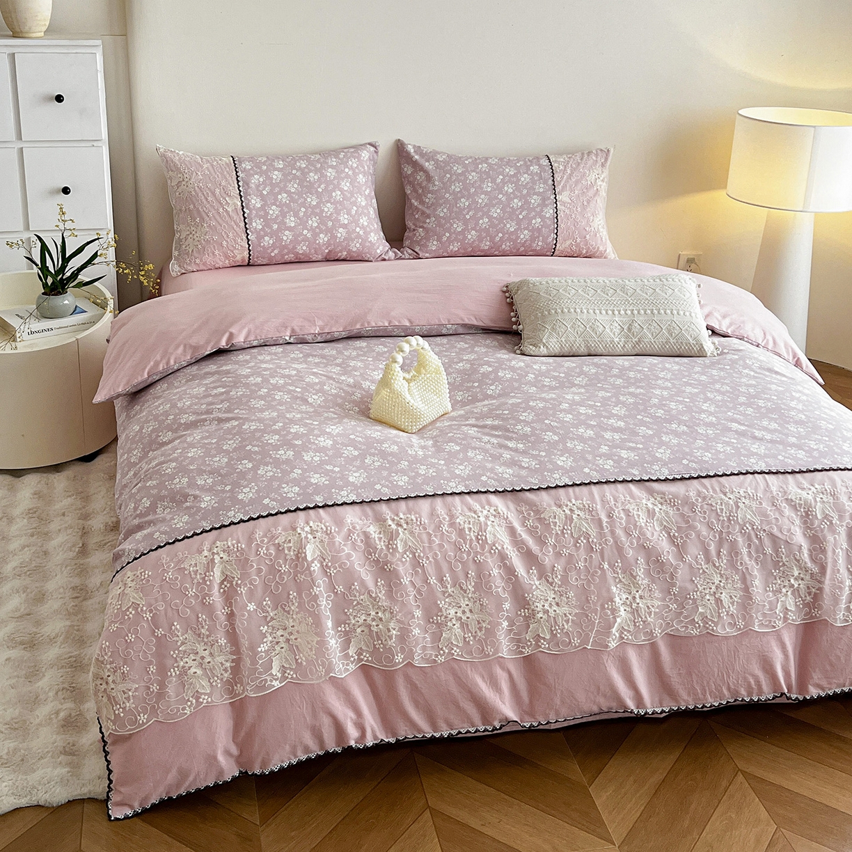 91家纺网 家纺一手货源 找家纺 （总）纽缦家纺 2026新款A类105g仿棉四件套古法水洗棉套件-韩版系列