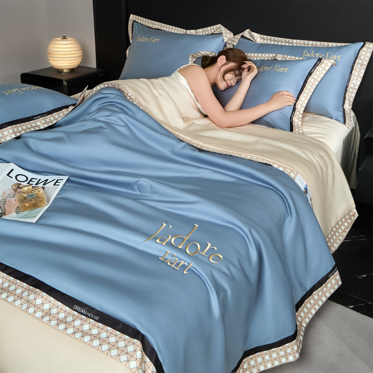 笙意家纺 2026新款水洗冰丝刺绣宽边夏被四件套-艾斯系列 艾斯-宾利蓝+奶茶