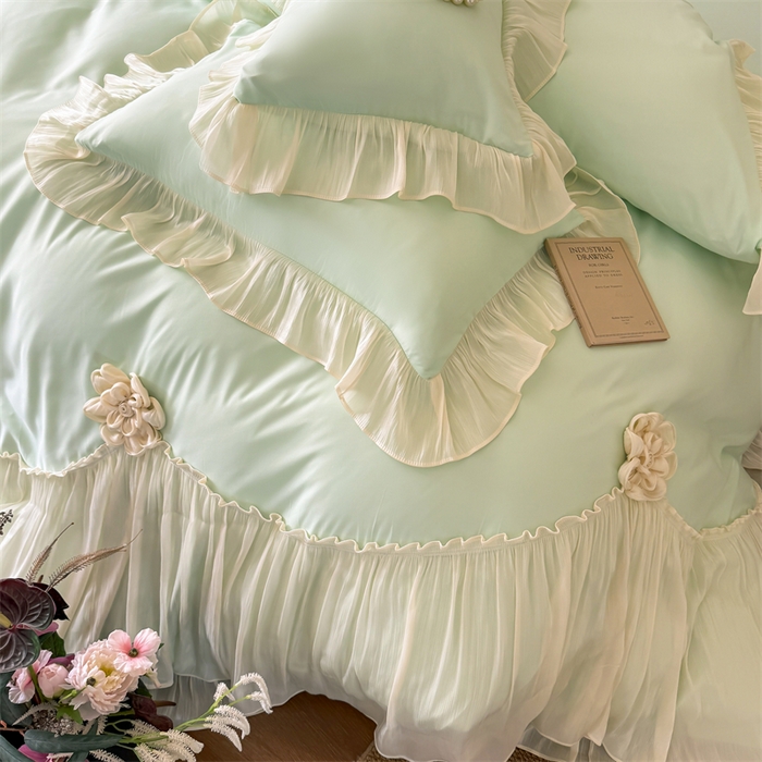 91家纺网 家纺一手货源 找家纺 富盛家纺 2026新款水洗亲肤棉雪纺蕾丝法式床裙韩版四件套 自由女神—绿