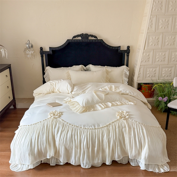 91家纺网 家纺一手货源 找家纺 富盛家纺 2026新款水洗亲肤棉雪纺蕾丝法式床裙韩版四件套 自由女神—白