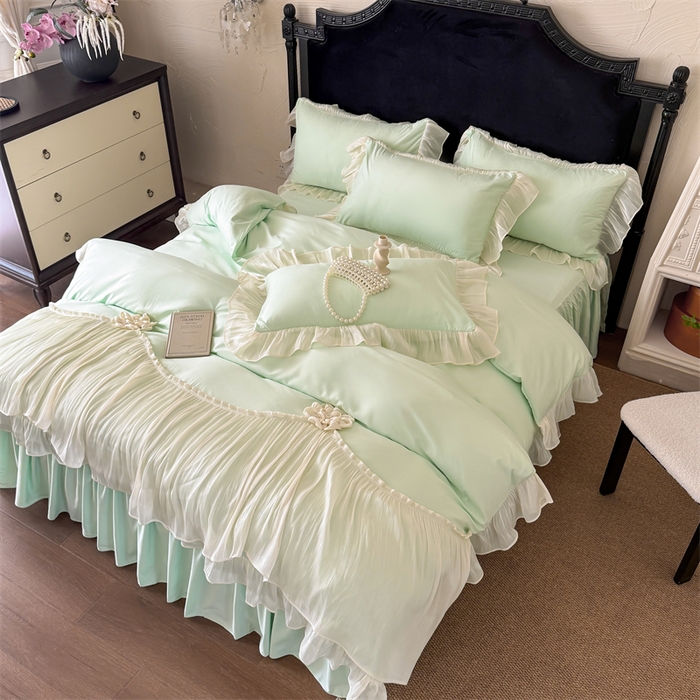 91家纺网 家纺一手货源 找家纺 富盛家纺 2026新款水洗亲肤棉雪纺蕾丝法式床裙韩版四件套 自由女神—绿