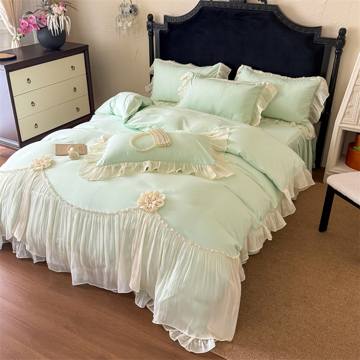 91家纺网 家纺一手货源 找家纺 富盛家纺 2026新款水洗亲肤棉雪纺蕾丝法式床裙韩版四件套 自由女神—绿