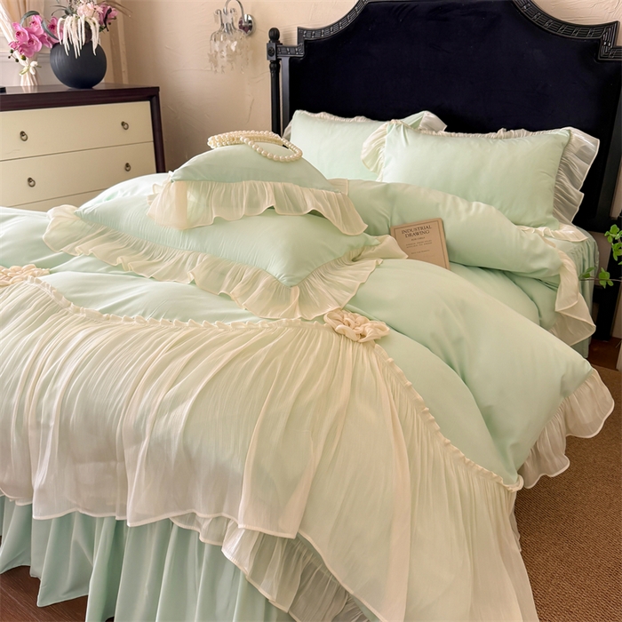 91家纺网 家纺一手货源 找家纺 富盛家纺 2026新款水洗亲肤棉雪纺蕾丝法式床裙韩版四件套 自由女神—绿