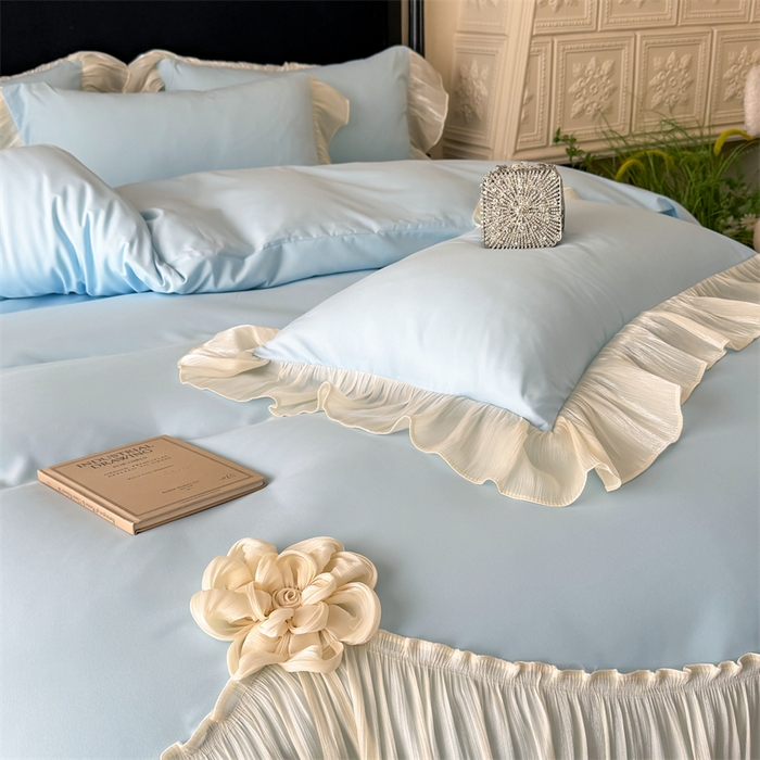 91家纺网 家纺一手货源 找家纺 富盛家纺 2026新款水洗亲肤棉雪纺蕾丝法式床裙韩版四件套 自由女神—蓝