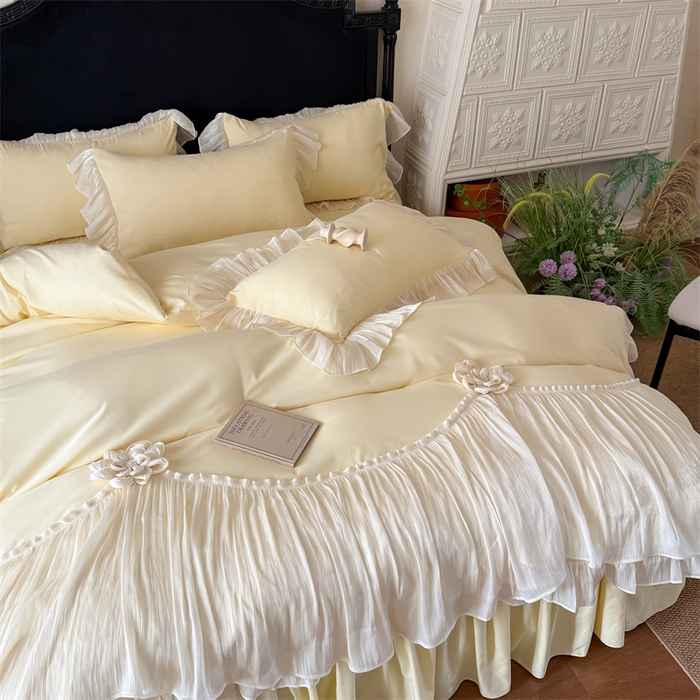 91家纺网 家纺一手货源 找家纺 富盛家纺 2026新款水洗亲肤棉雪纺蕾丝法式床裙韩版四件套 自由女神—黄