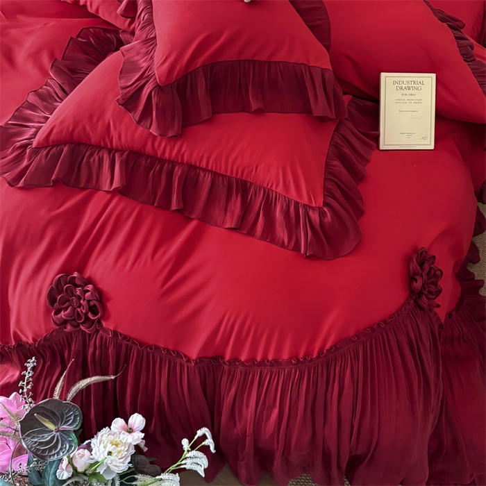 91家纺网 家纺一手货源 找家纺 富盛家纺 2026新款水洗亲肤棉雪纺蕾丝法式床裙韩版四件套 自由女神—大红