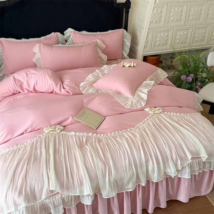 91家纺网 家纺一手货源 找家纺 富盛家纺 2026新款水洗亲肤棉雪纺蕾丝法式床裙韩版四件套 自由女神—豆沙