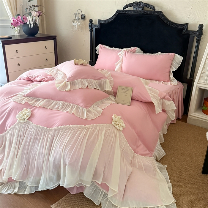 91家纺网 家纺一手货源 找家纺 富盛家纺 2026新款水洗亲肤棉雪纺蕾丝法式床裙韩版四件套 自由女神—豆沙