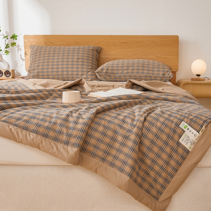 91家纺网 家纺一手货源 找家纺 牛魔王家居 2026新款A类水洗棉新疆棉花夏被 被子被芯 焦糖