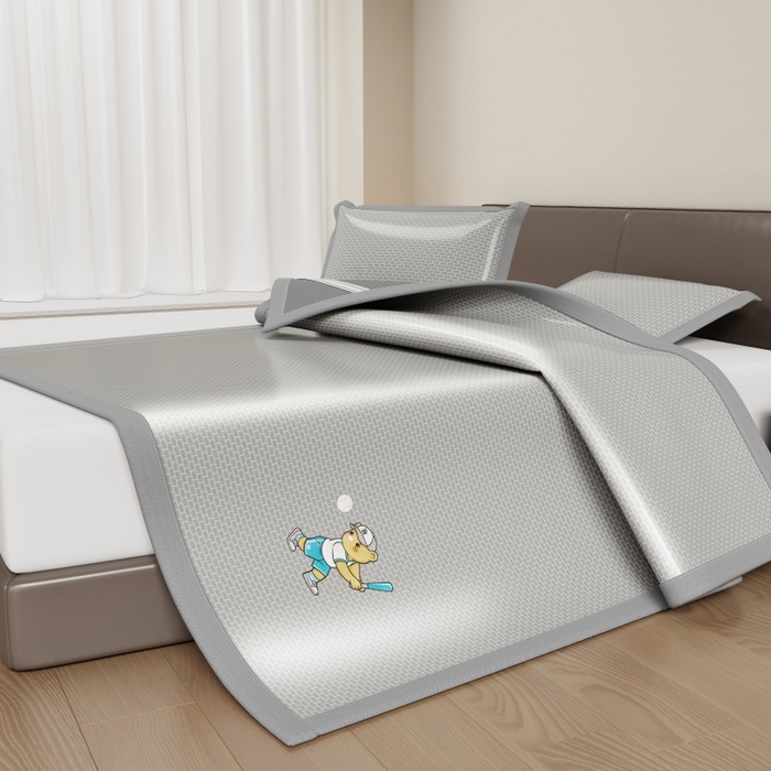 91家纺网 家纺一手货源 找家纺 （总）品乐家纺 2026新款三明治凉感冰丝软凉席席子小熊