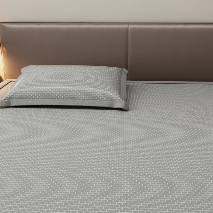 91家纺网 家纺一手货源 找家纺 （总）品乐家纺 2026新款三明治凉感冰丝软凉席席子小熊