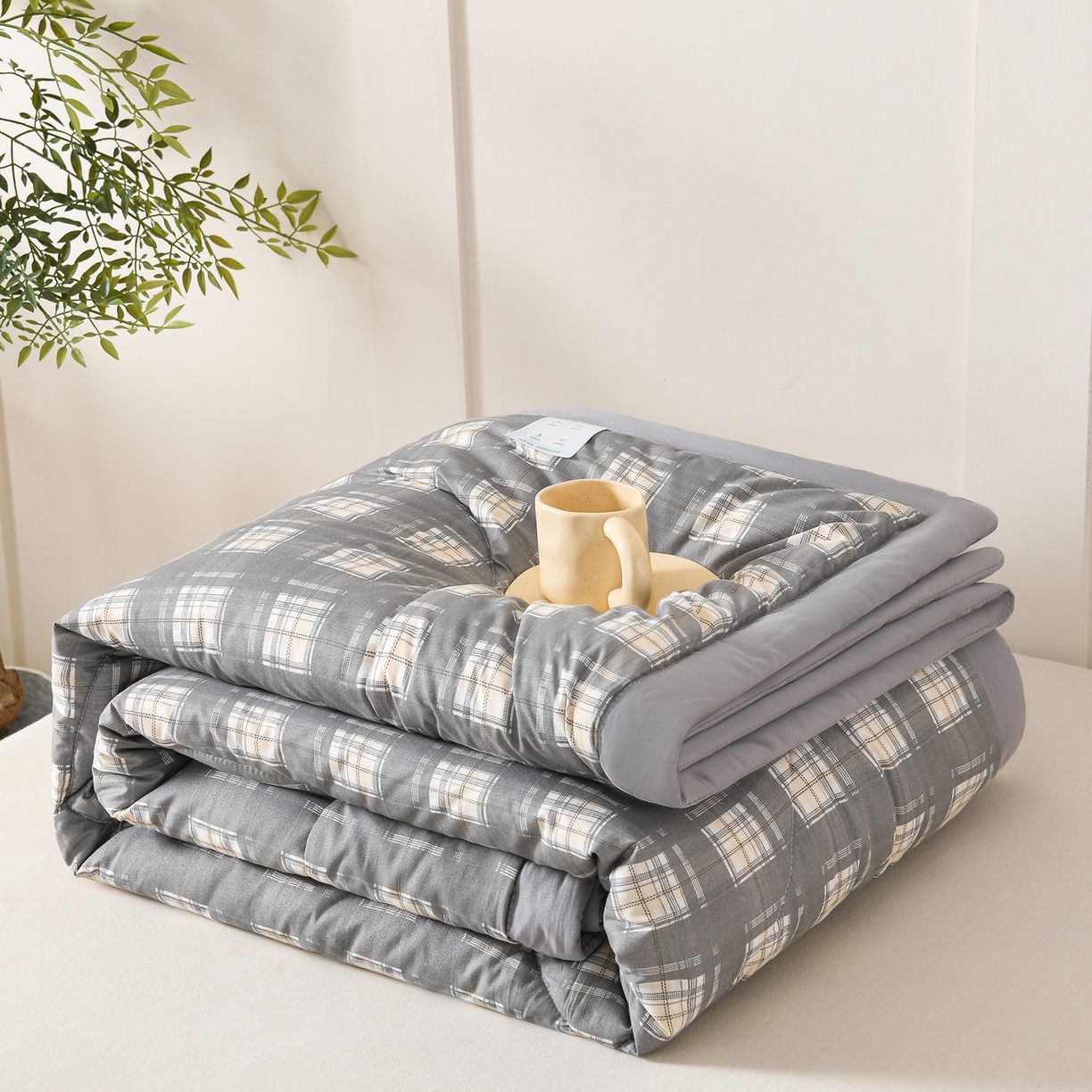 91家纺网 家纺一手货源 找家纺 壹张床 2026新款无印风A类水洗棉大豆纤维夏凉被夏被空调被 极简-烟灰格