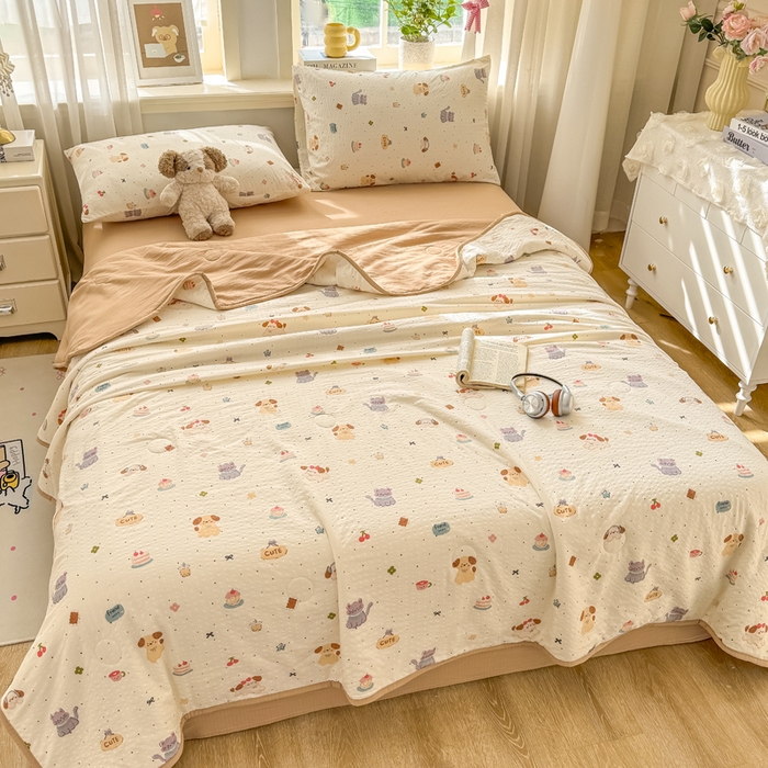 91家纺网 家纺一手货源 找家纺 爱屋及屋 2026春夏新款泡芙棉棉花夏被夏凉被空调被 宠物派对