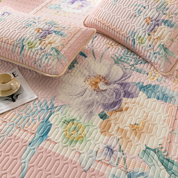 91家纺网 家纺一手货源 找家纺 美丽折 2026新款0.6厚欧式乳胶凉席三件套 施华洛风情