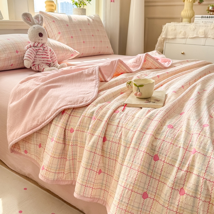 91家纺网 家纺一手货源 找家纺 爱屋及屋 2026春夏新款泡芙棉棉花夏被夏凉被空调被 格格心