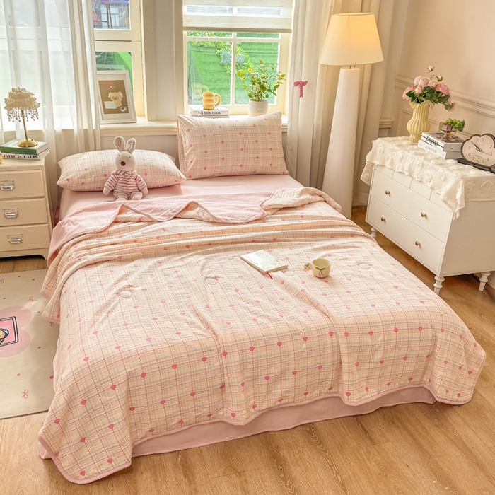 91家纺网 家纺一手货源 找家纺 爱屋及屋 2026春夏新款泡芙棉棉花夏被夏凉被空调被 格格心