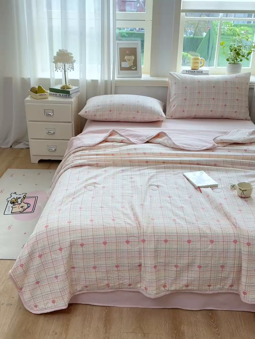91家纺网 家纺一手货源 找家纺 爱屋及屋 2026春夏新款泡芙棉棉花夏被夏凉被空调被 格格心