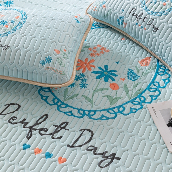 91家纺网 家纺一手货源 找家纺 美丽折 2026新款0.6厚欧式乳胶凉席三件套 温婉花镜-蓝