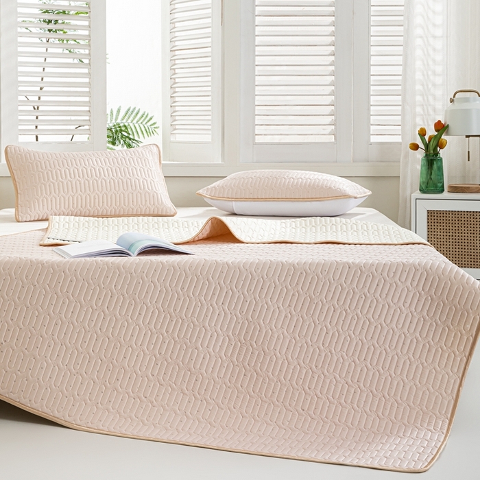 91家纺网 家纺一手货源 找家纺 美丽折 2026新款0.6厚欧式乳胶凉席三件套 玉色