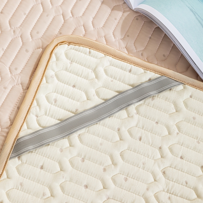 91家纺网 家纺一手货源 找家纺 美丽折 2026新款0.6厚欧式乳胶凉席三件套 玉色