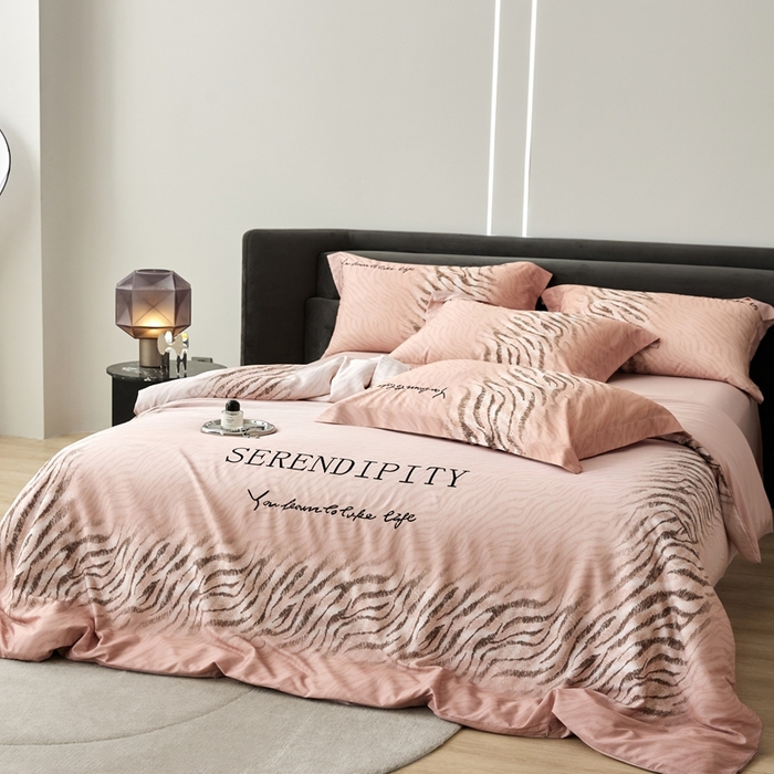 91家纺网 家纺一手货源 找家纺 金奇达家纺 2026新款茧养天丝棉四件套-伯瑞特 伯瑞特-暮云粉