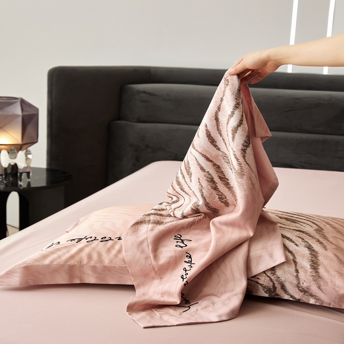 91家纺网 家纺一手货源 找家纺 金奇达家纺 2026新款茧养天丝棉四件套-伯瑞特 伯瑞特-暮云粉