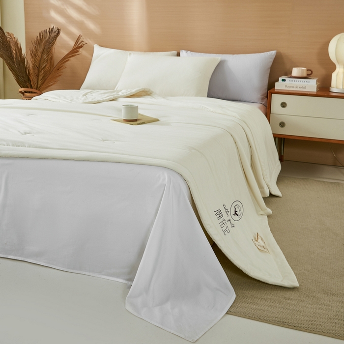 91家纺网 家纺一手货源 找家纺 爱屋及屋 2026新款撞色双拼新疆棉花夏被空调被夏凉被 单拼-奶白