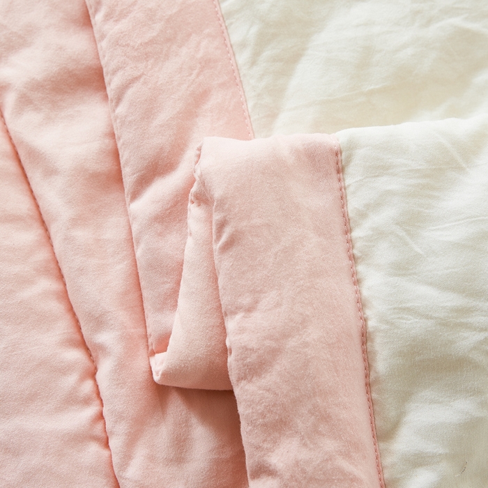 91家纺网 家纺一手货源 找家纺 爱屋及屋 2026新款撞色双拼新疆棉花夏被空调被夏凉被 双拼-粉玉奶白