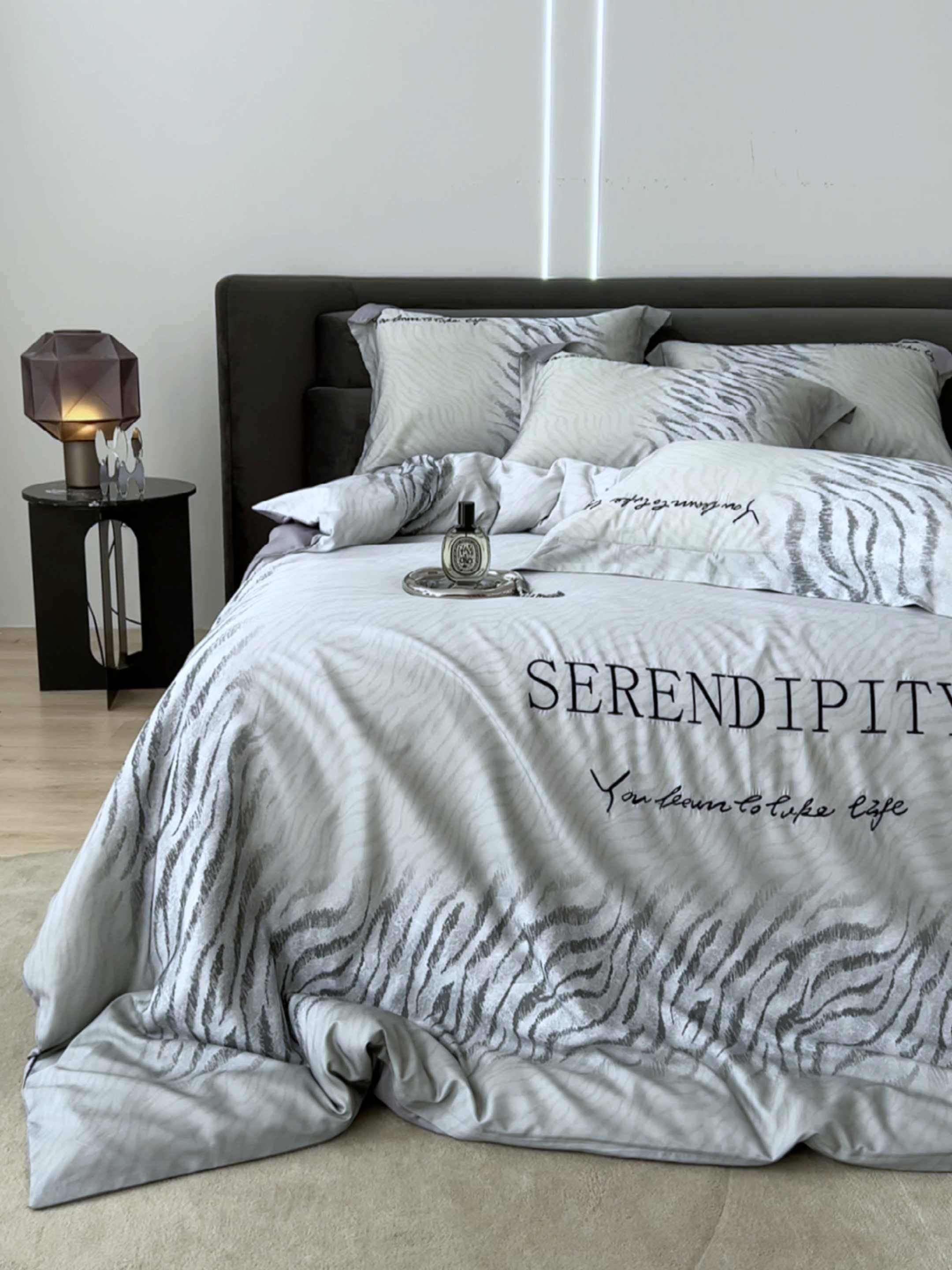 91家纺网 家纺一手货源 找家纺 金奇达家纺 2026新款茧养天丝棉四件套-伯瑞特 伯瑞特-烟灰