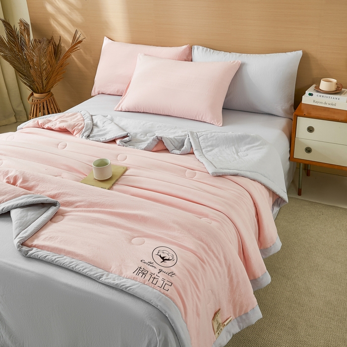 91家纺网 家纺一手货源 找家纺 爱屋及屋 2026新款撞色双拼新疆棉花夏被空调被夏凉被 双拼-灰粉