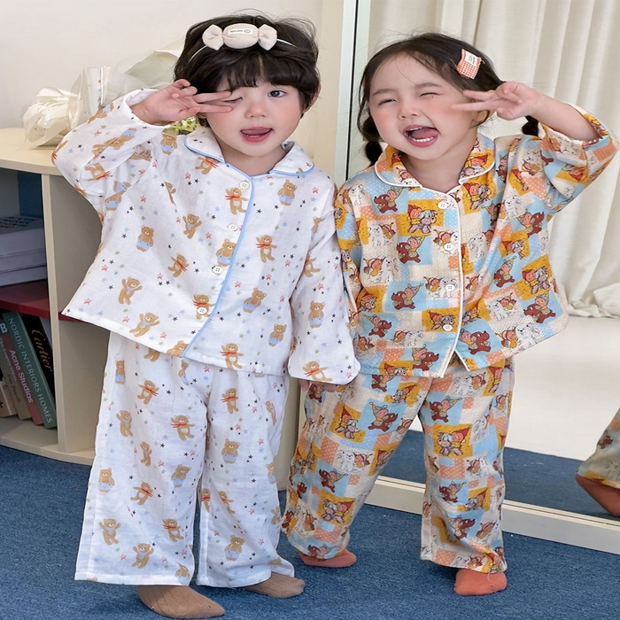 91家纺网 家纺一手货源 找家纺 （总）妍景家居生活馆 2026新款儿童纱布纯棉全棉方格星星人+星星玩具熊套装