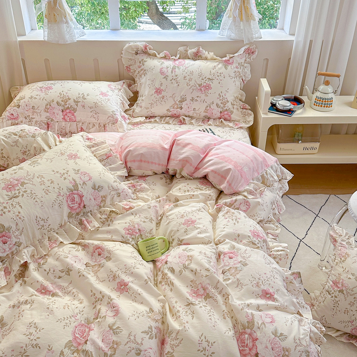 91家纺网 家纺一手货源 找家纺 忘忧草 2026新款全棉夹棉印花床裙四件套单被套 华庭庄园-米