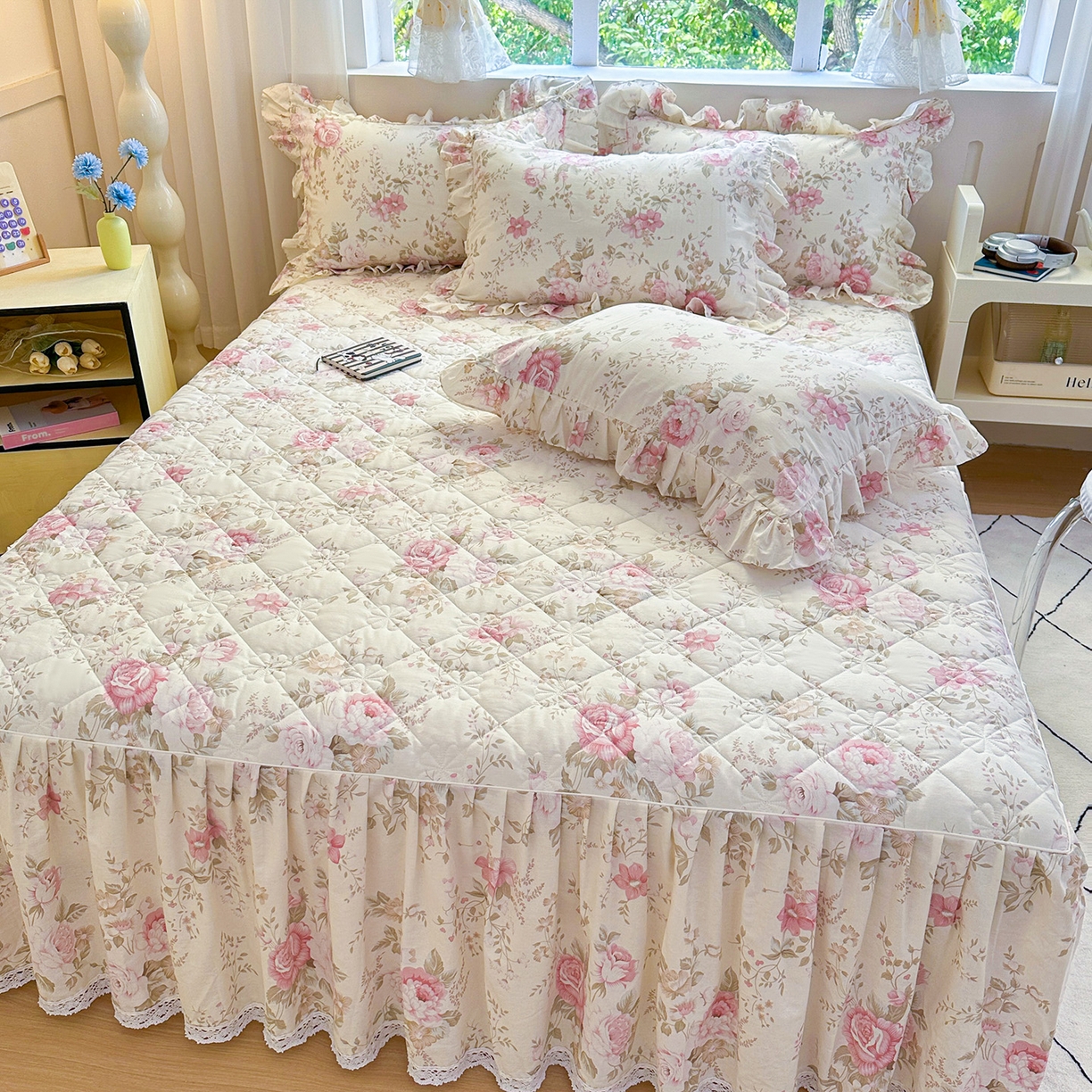 91家纺网 家纺一手货源 找家纺 忘忧草 2026新款全棉夹棉印花床裙四件套单被套 华庭庄园-米