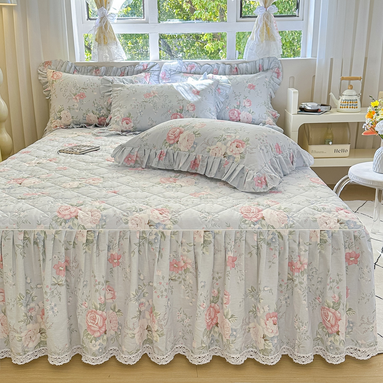 91家纺网 家纺一手货源 找家纺 忘忧草 2026新款全棉夹棉印花床裙四件套单被套 华庭庄园-蓝