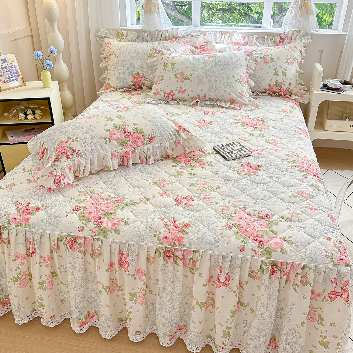 91家纺网 家纺一手货源 找家纺 忘忧草 2026新款全棉夹棉印花床裙四件套单被套 柏林花涧