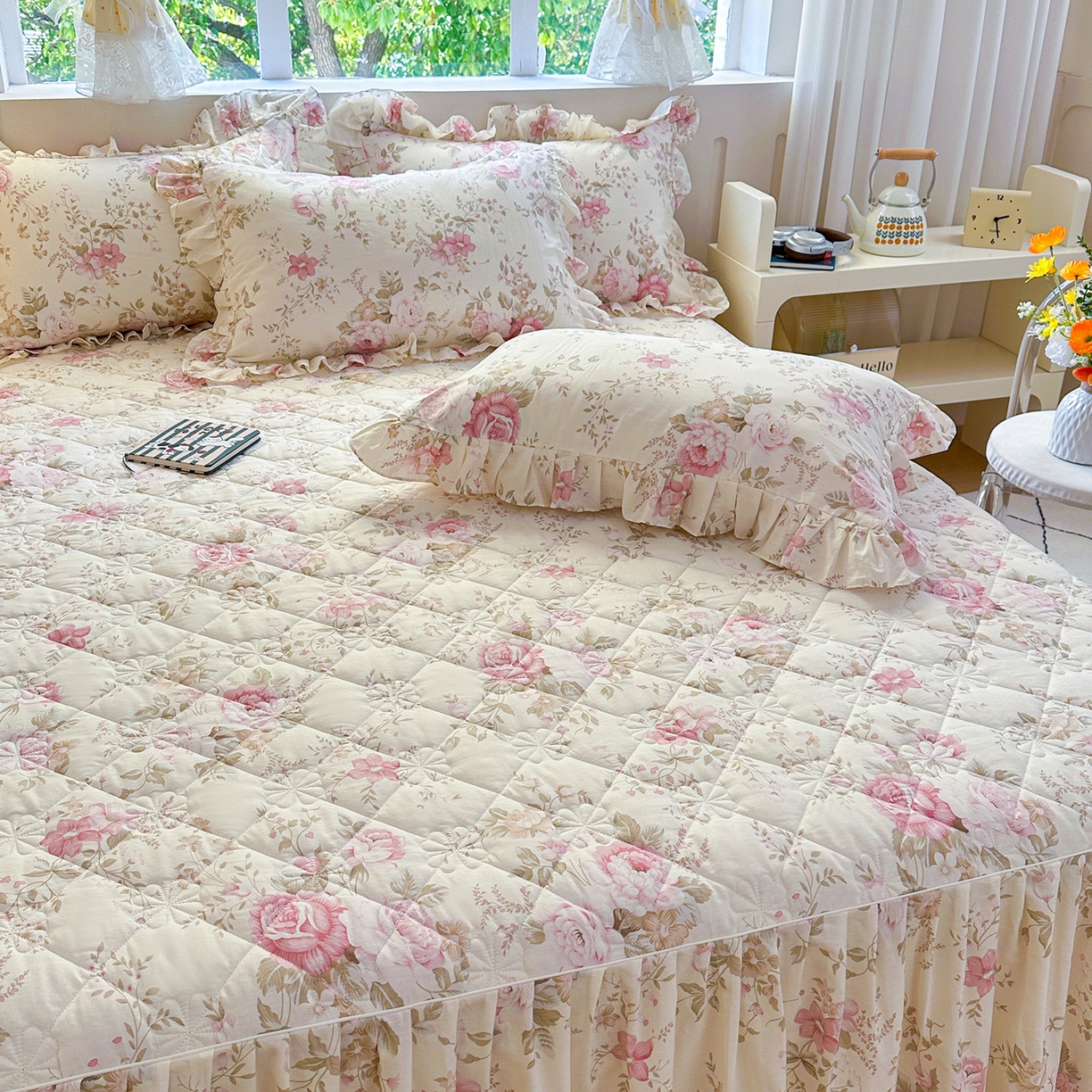 91家纺网 家纺一手货源 找家纺 忘忧草 2026新款全棉夹棉印花床裙四件套单被套 华庭庄园-米