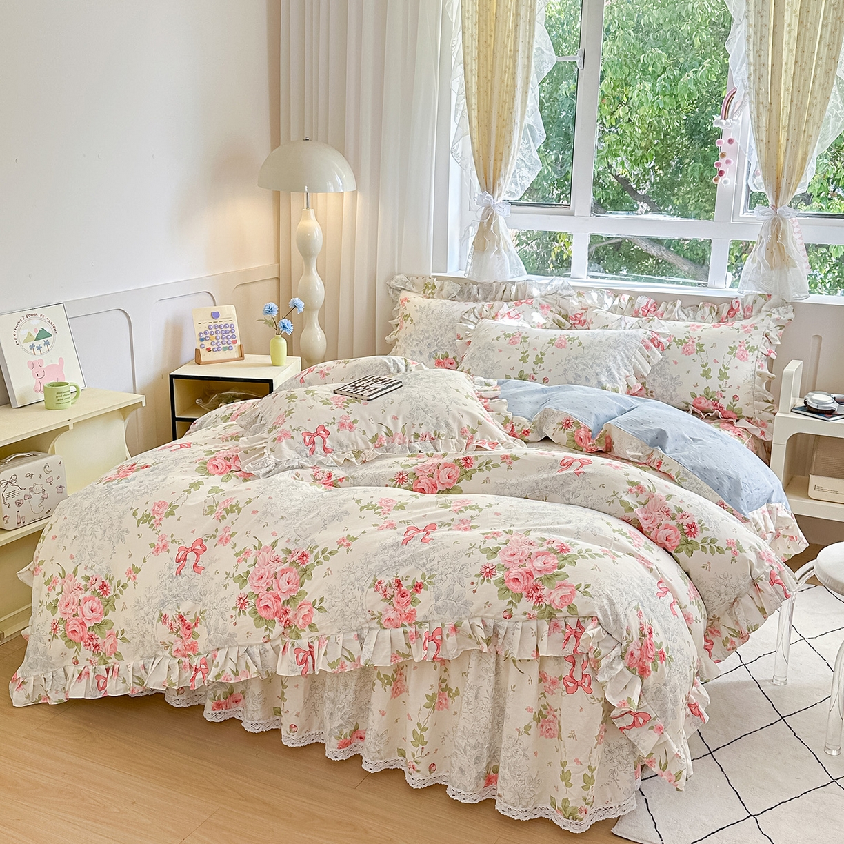 91家纺网 家纺一手货源 找家纺 忘忧草 2026新款全棉夹棉印花床裙四件套单被套 柏林花涧