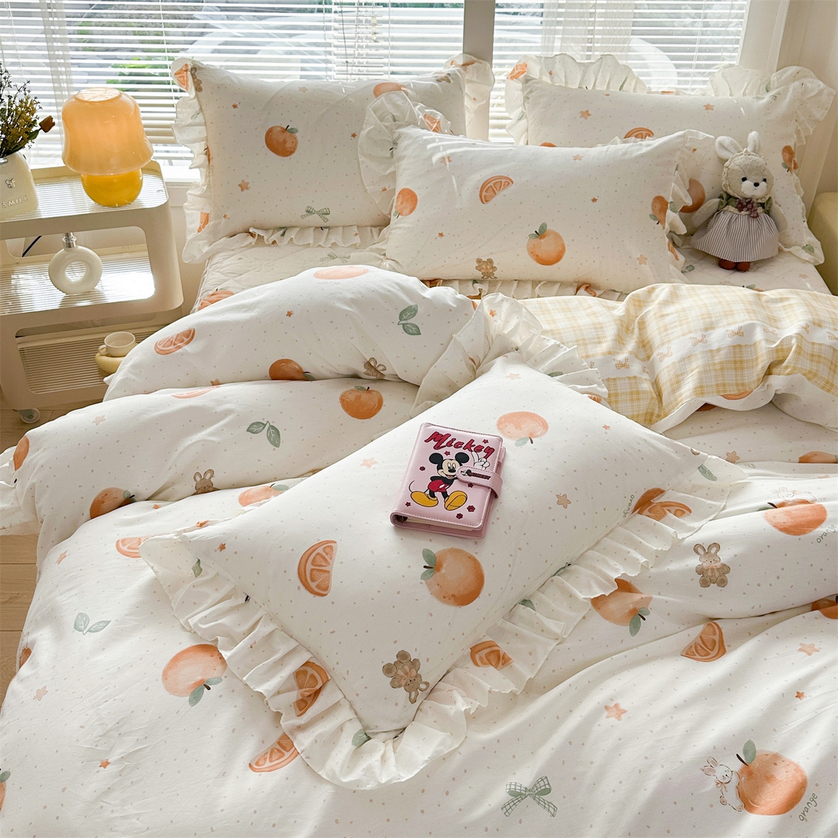 91家纺网 家纺一手货源 找家纺 忘忧草 2026新款全棉夹棉印花床裙四件套单被套 甜桔小兔