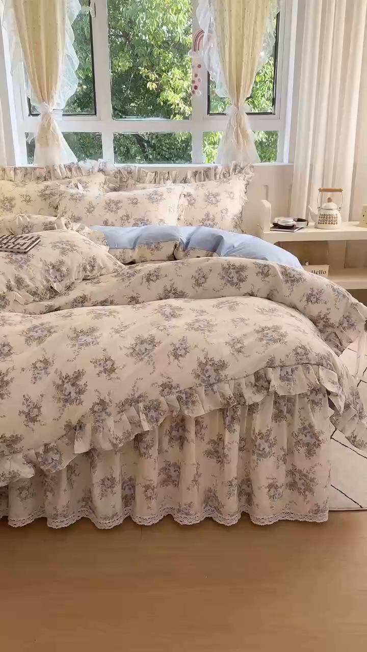 91家纺网 家纺一手货源 找家纺 忘忧草 2026新款全棉夹棉印花床裙四件套单被套 云溪之境